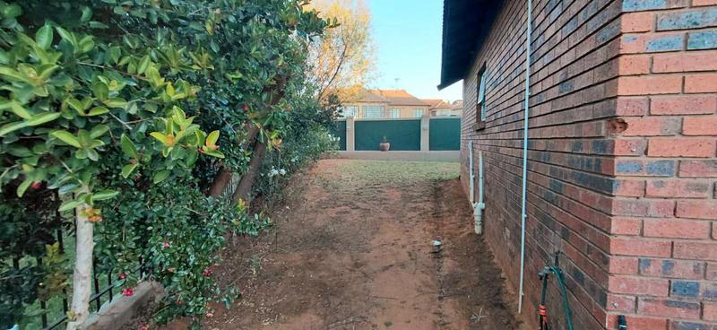 3 Bedroom Property for Sale in Pentagon Park Free State